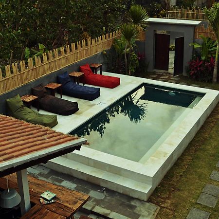 Lay Day Surf Hostel Canggu (Bali) Bagian luar foto